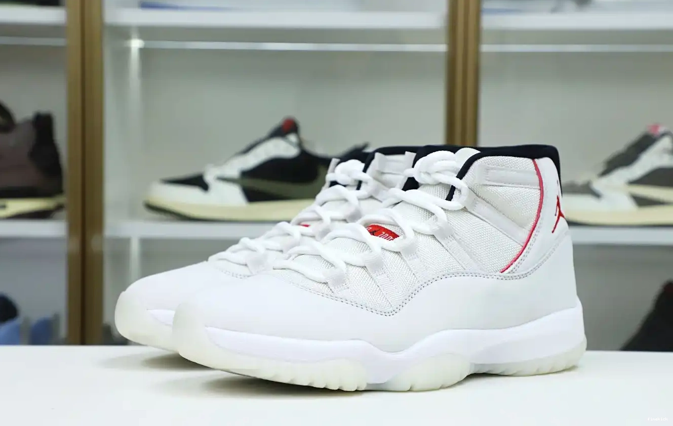 JORDAN XI AIR RETRO PLATINUM TINT 11 0628